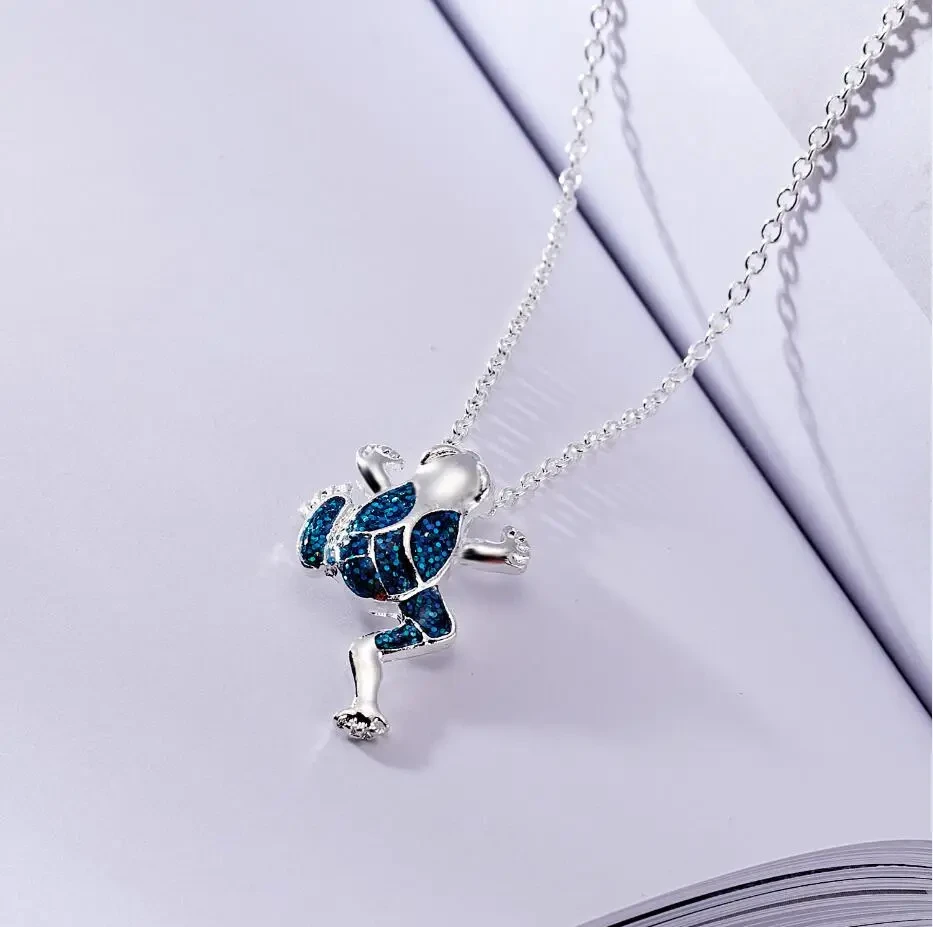 Frog female necklace pendant