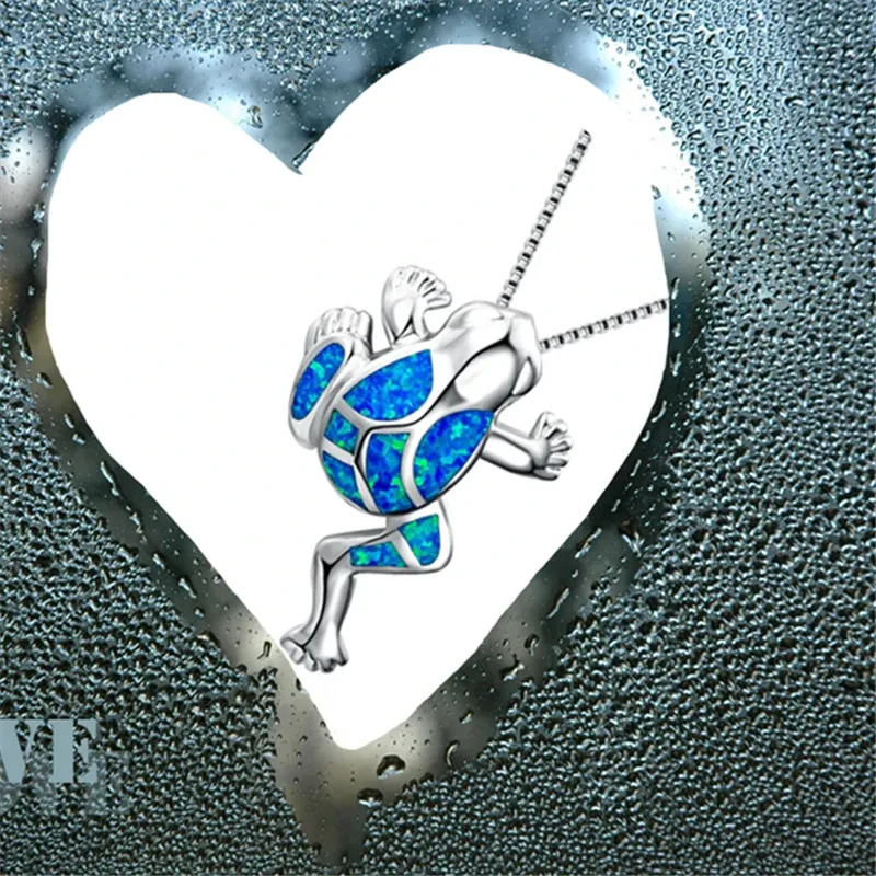 Frog female necklace pendant