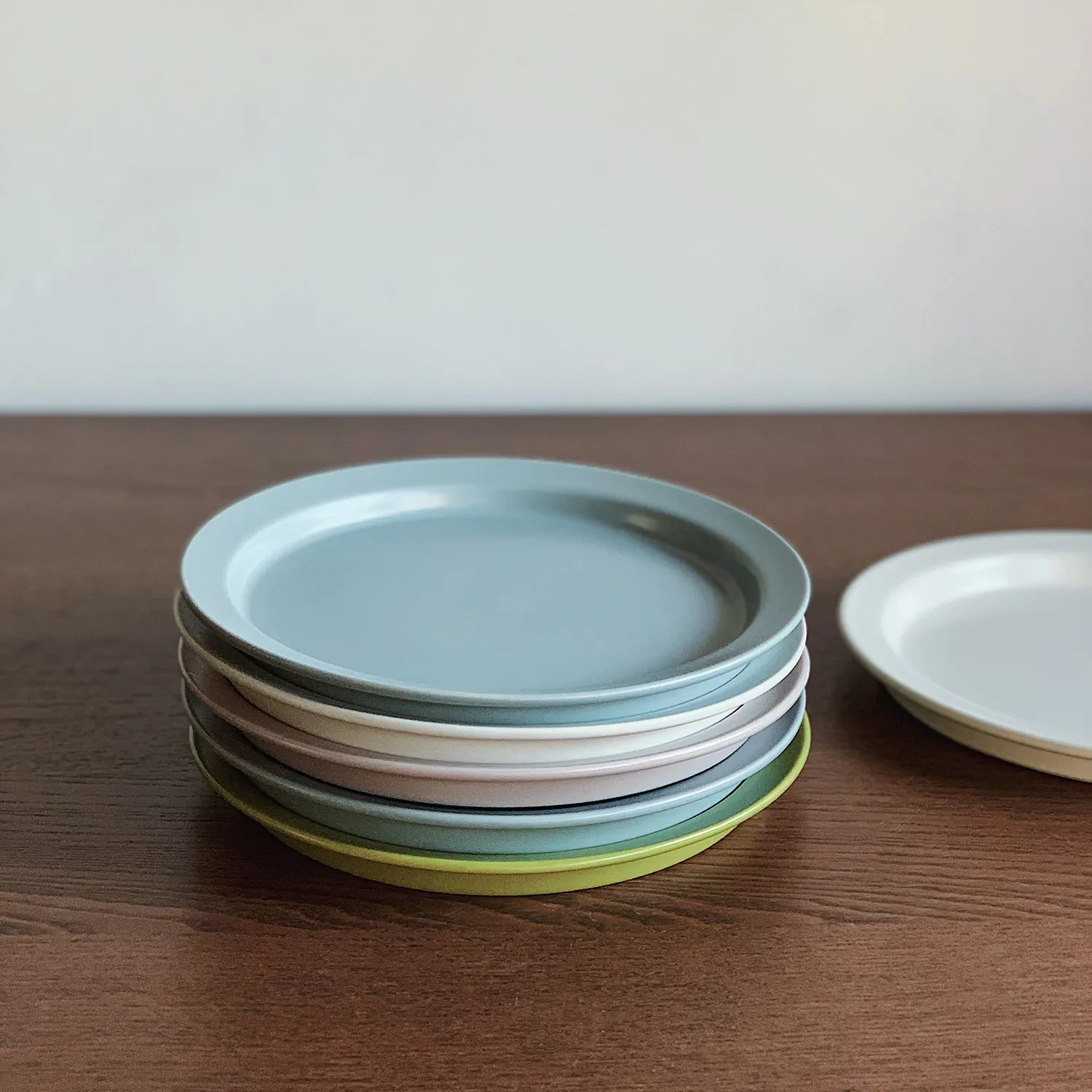 Time: April Tales ceramic dessert salad plate