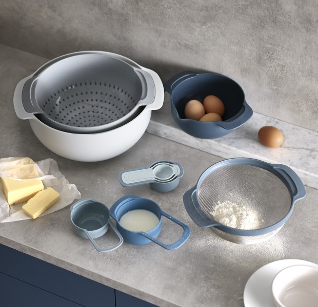Nest 9 Plus 9-piece food preparation set - Sky  - Joseph Joseph