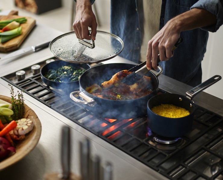 Space 15cm/1.4qt Non-Stick Induction Saucepan & Lid  - Joseph Joseph