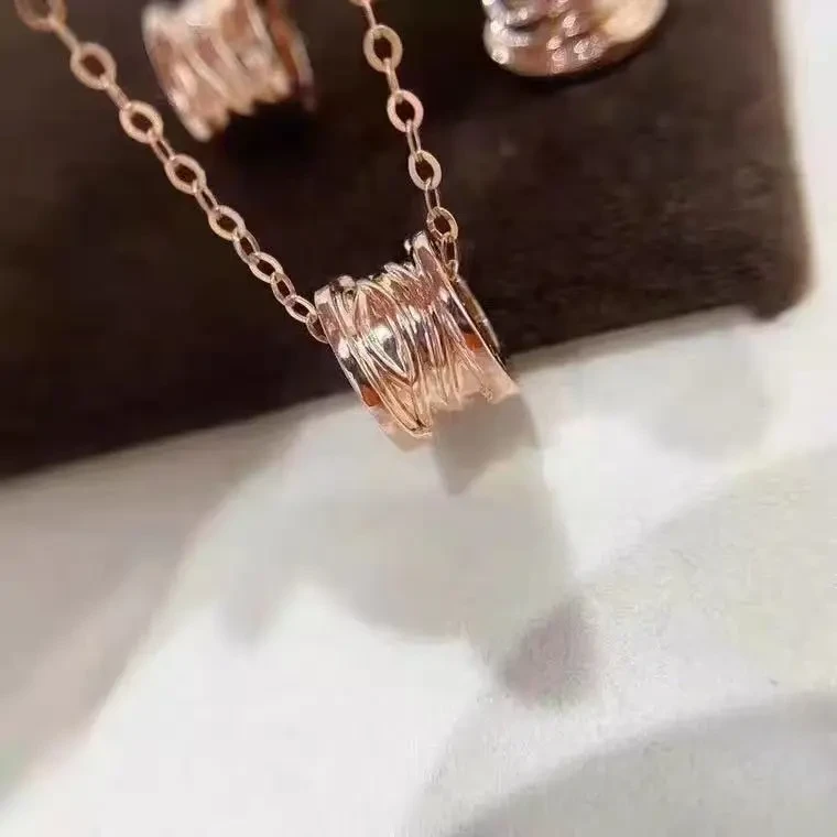 Rose Gold Happiness Round Pendant