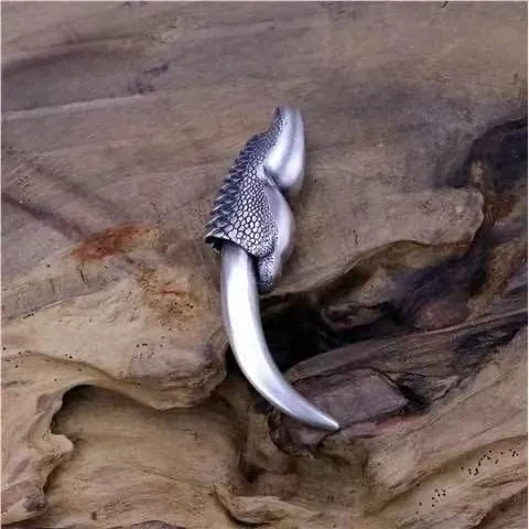 Fashion Retro Jack Wolfskin Pendant