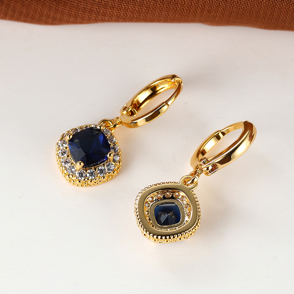 White Diamond Rhombus Fashion Personalized Ear Clips Women