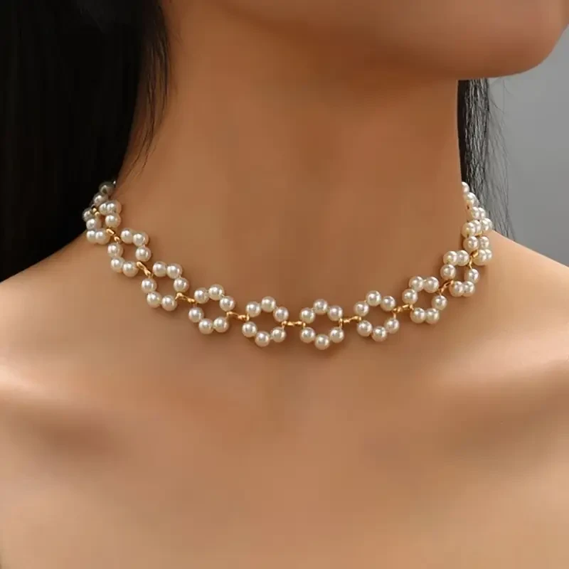 Elegant Vintage-Inspired Faux Pearl