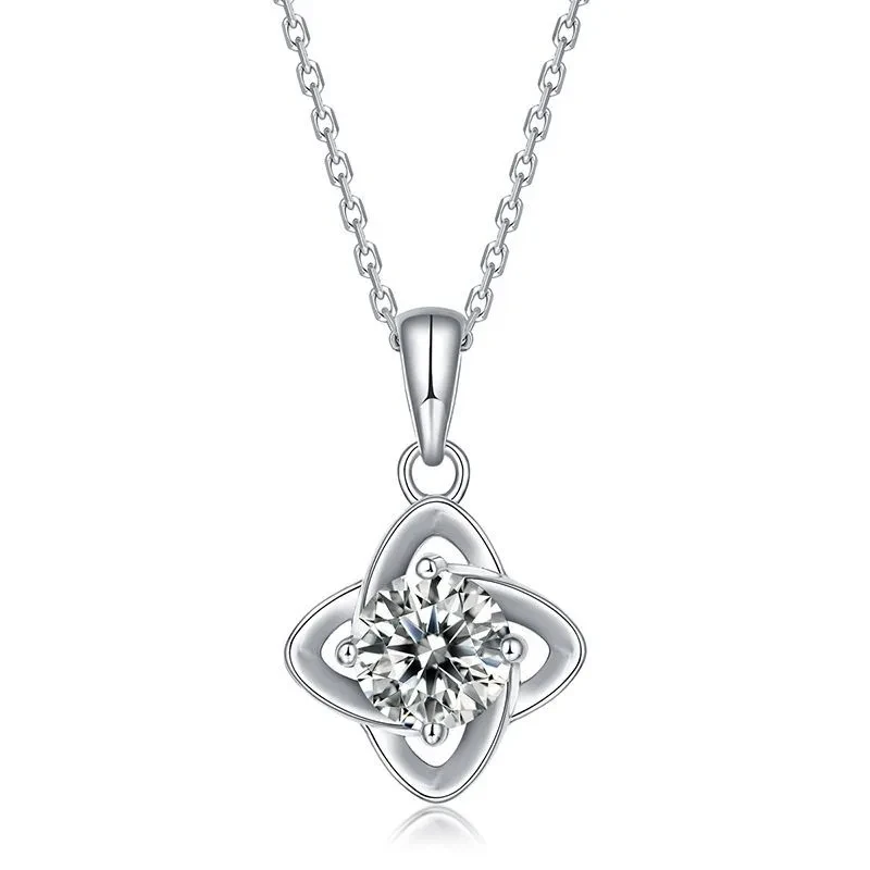 Simple Mosang Diamond Charm Pendant