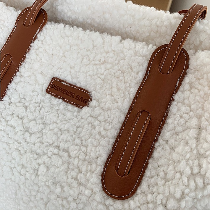 Fashion Large Capacity Plush Tote Bag