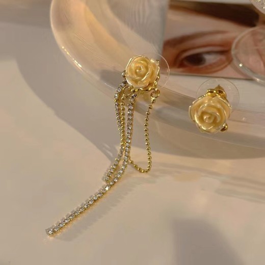 Fashion White Rose Blossom Earrings
