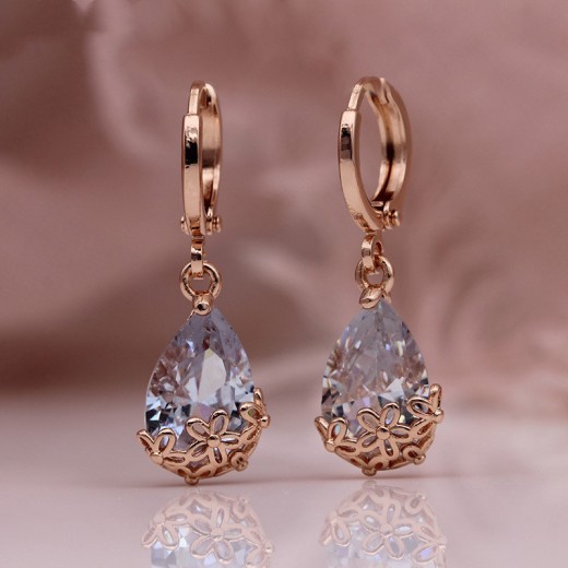 Rose gold pattern asymmetric earrings