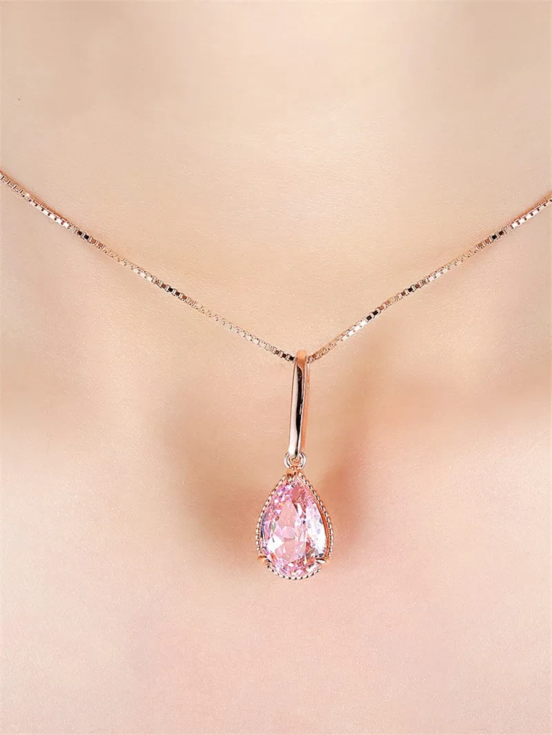 Women's Rose Gold Diamond Pendant