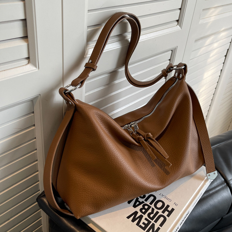 Commuting Western-style Cross-body Tote Bag