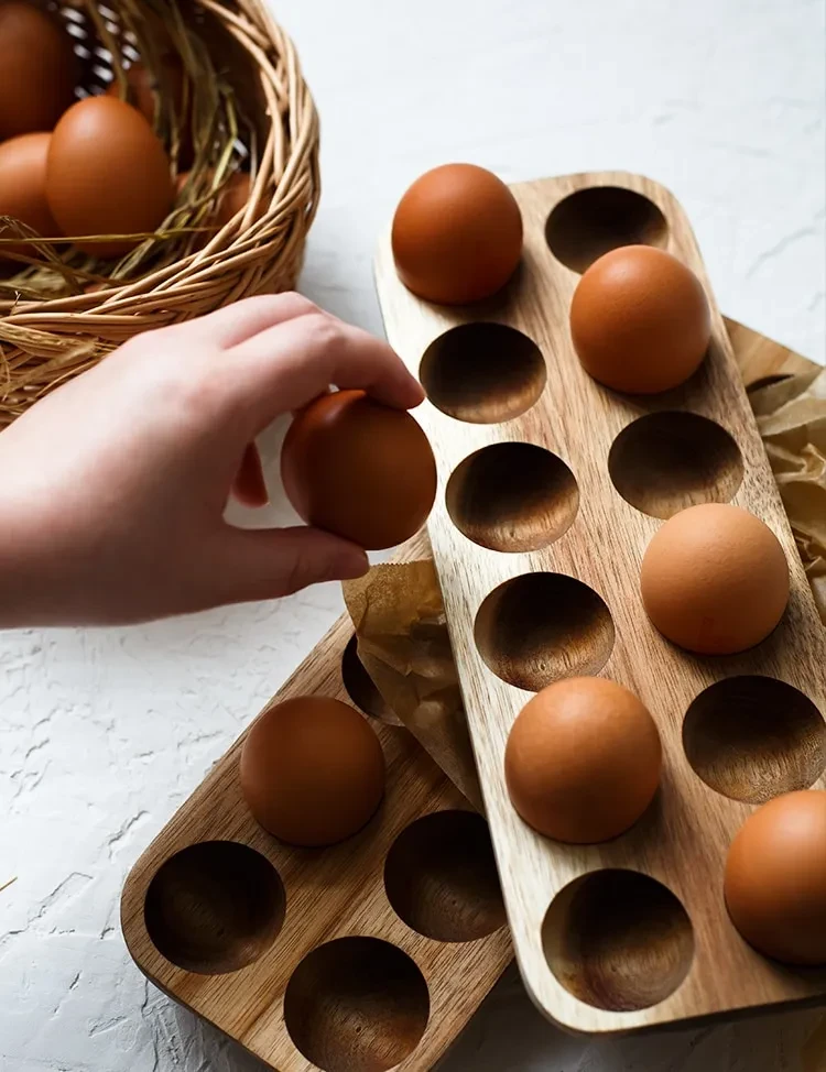 Storage box for eggs