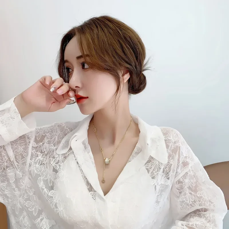 Korean Light Luxury Niche Opal Small Waist Cold Wind Clavicle Chain