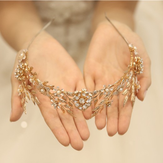 Creative Flower Leaf Bride Crown Wedding Tiara Alloy