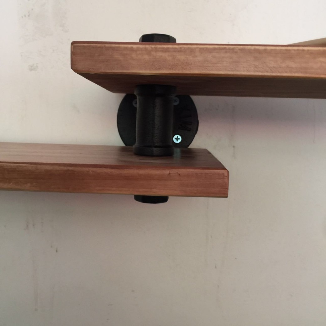 Iron pipe rack