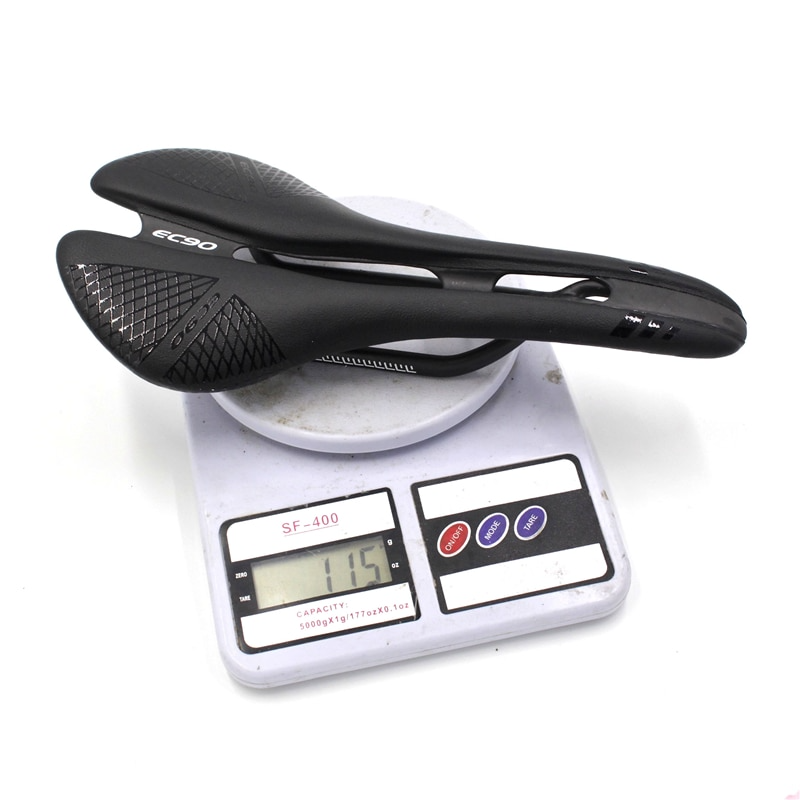 Full carbon fiber road bike foreskin cushion