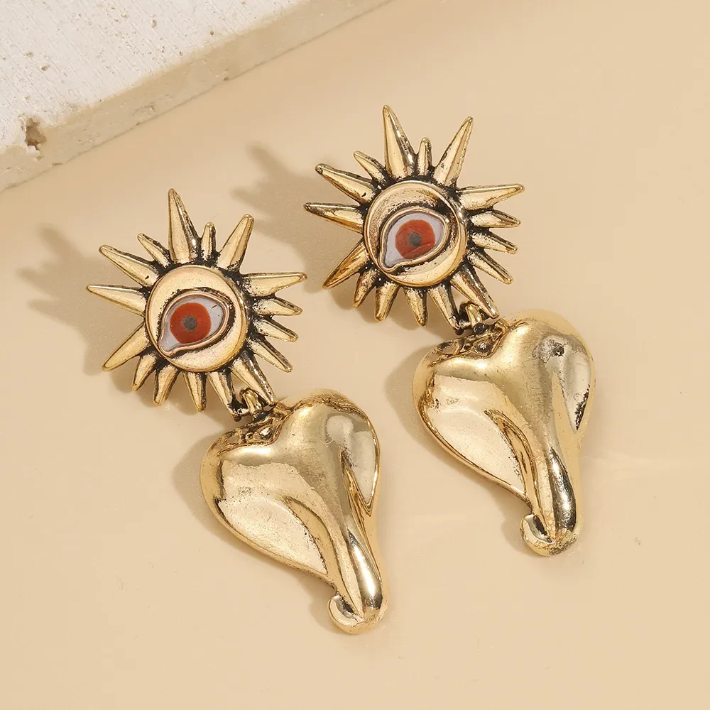 Vintage Alloy Big Nose Pendant Earrings