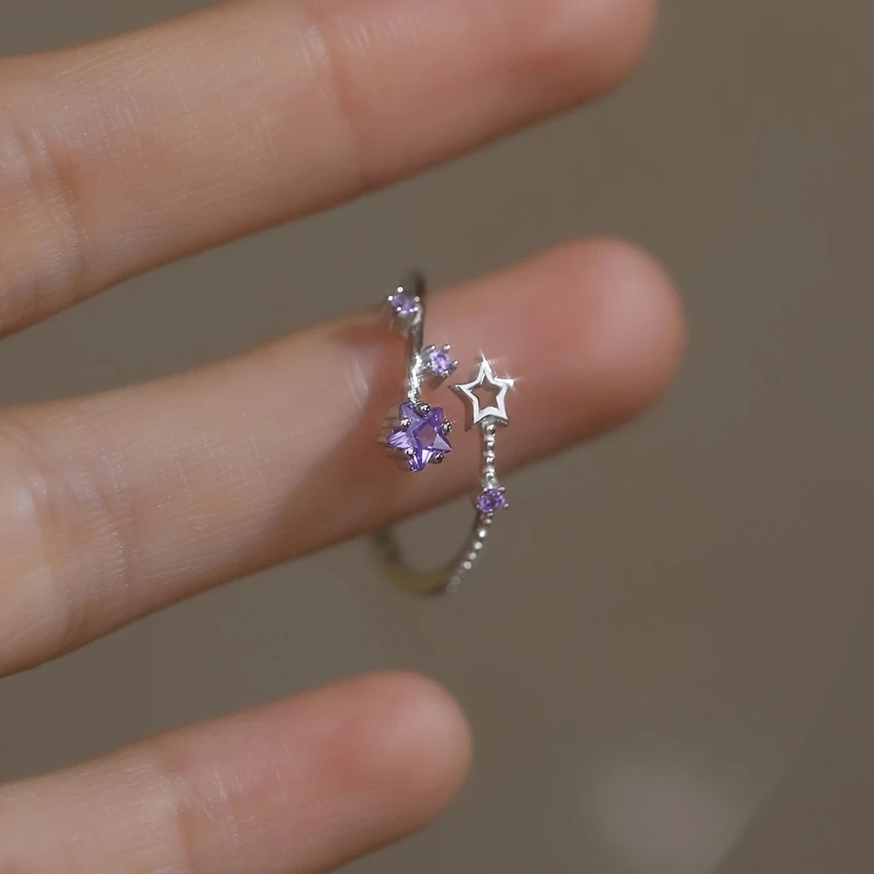 Elegant Adjustable Star Ring for Women Silvery-Tone Copper Alloy with Purple Synthetic Zirconia