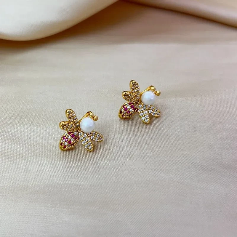 Bee Light Luxury Zircon 925 Silver Stud Earrings