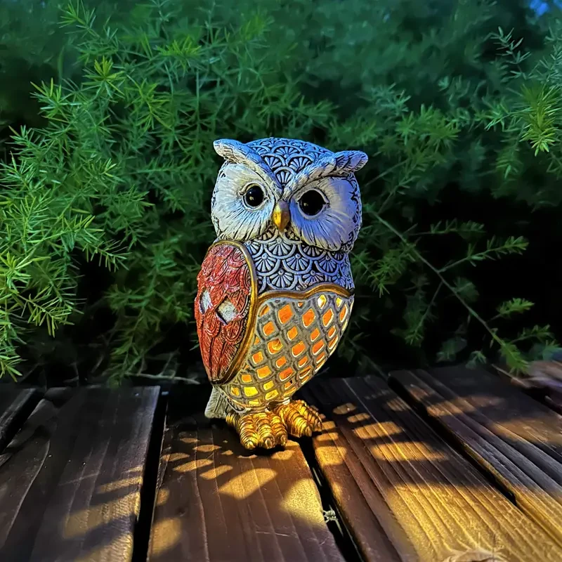 Hollow Projection Cute Owl Resin Solar Light