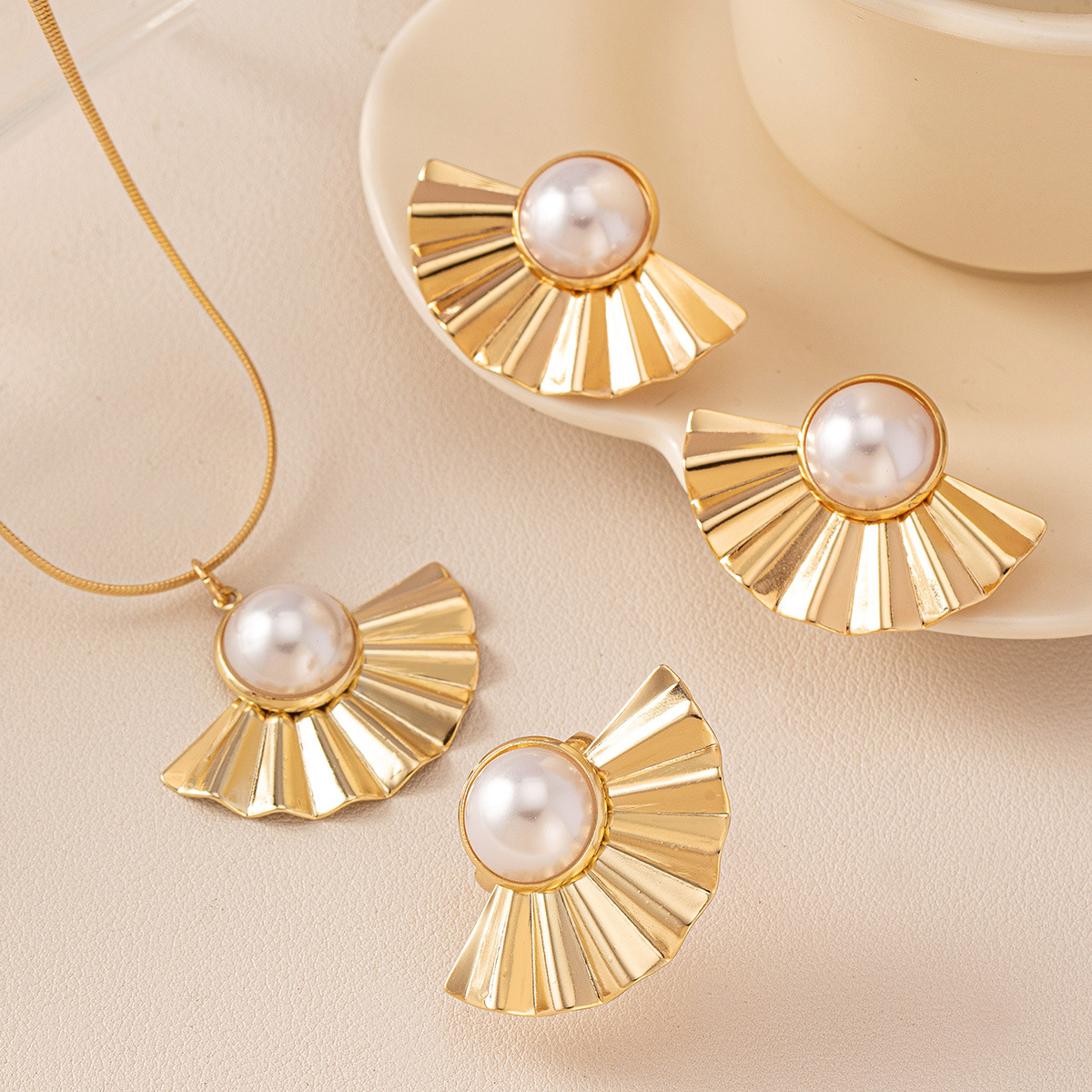 Folding Fan Design Artificial Pearl Grace Chinese Fashion Necklace Ring Earrings Match Sets Suit
