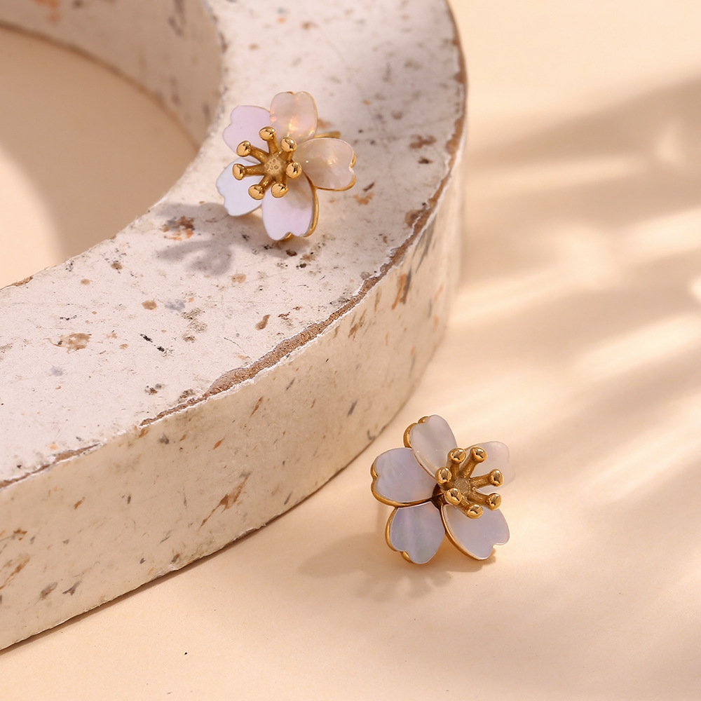 European And American Fashion Special-interest Retro Graceful Earrings