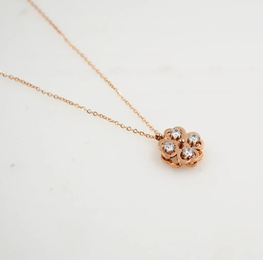 Rose Gold Jewelry Rotatable Steel Pendant