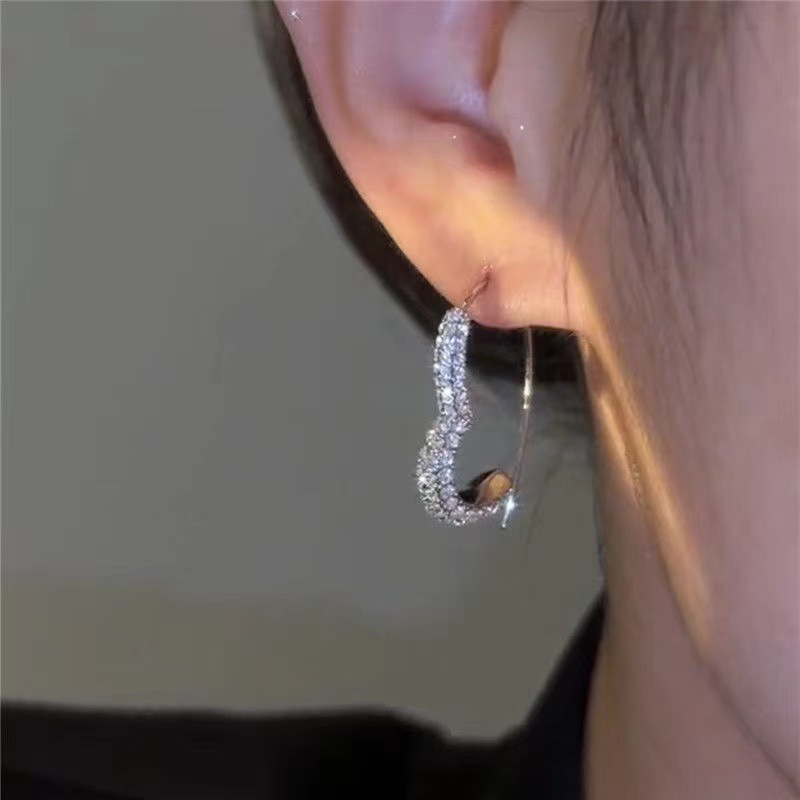 High-grade Heart-shaped Zircon Earrings Female Earrings
