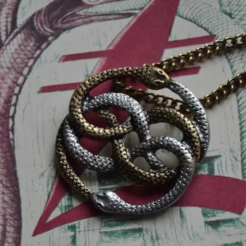 Fashion Creative Double Snake Pendant Necklace