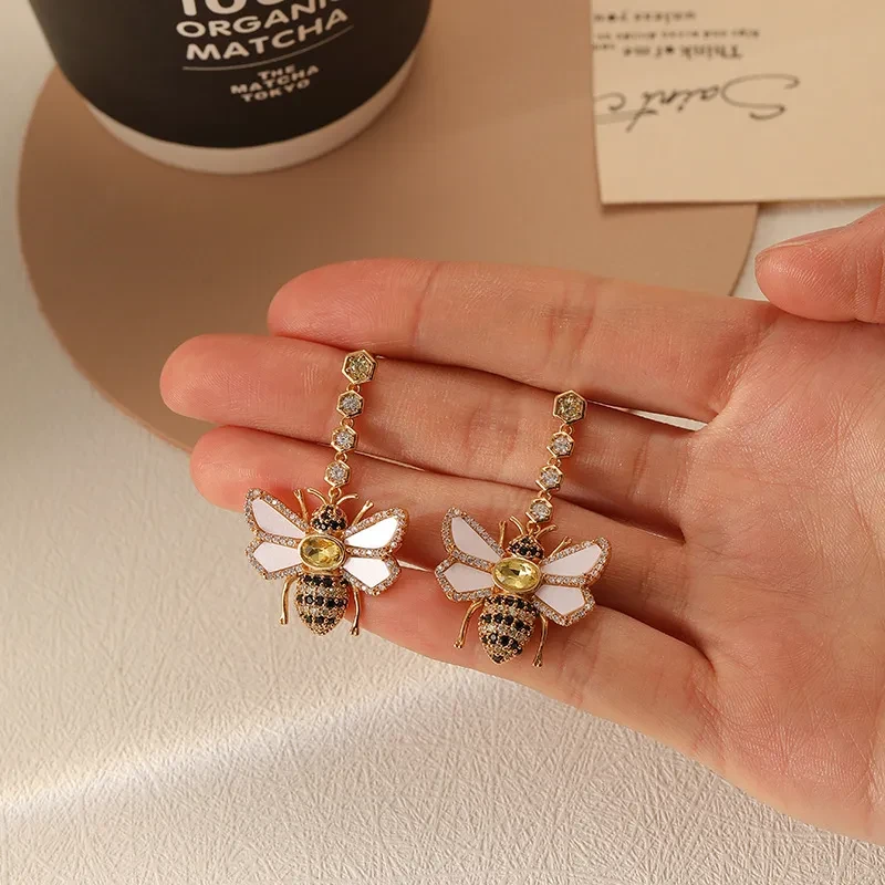 Women's Zircon Vintage Bee Earrings
