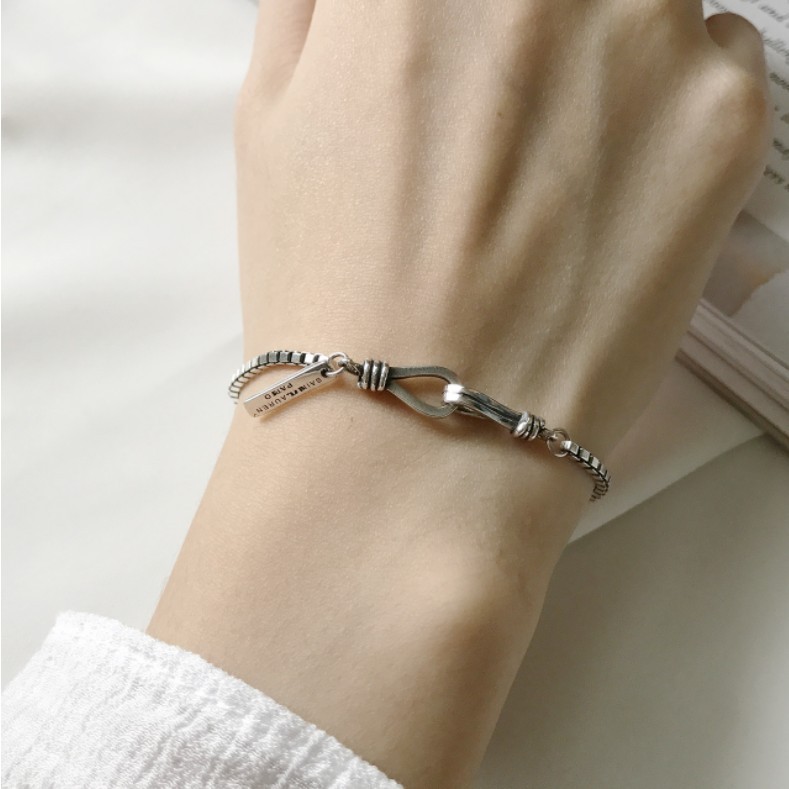 Elegant Silver Box Chain Eyewear Retainer