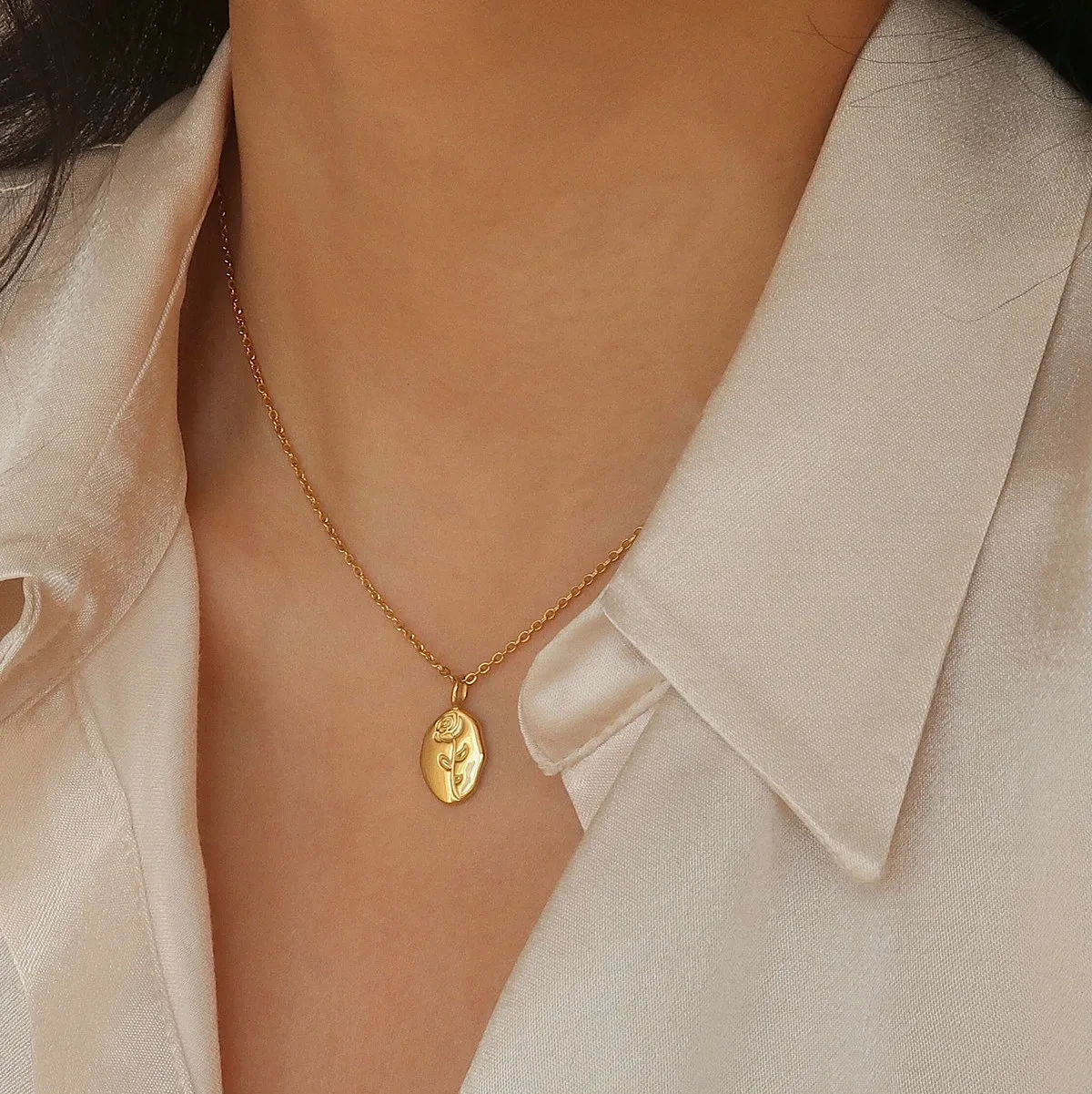Stainless Steel Oval Pendant Necklace