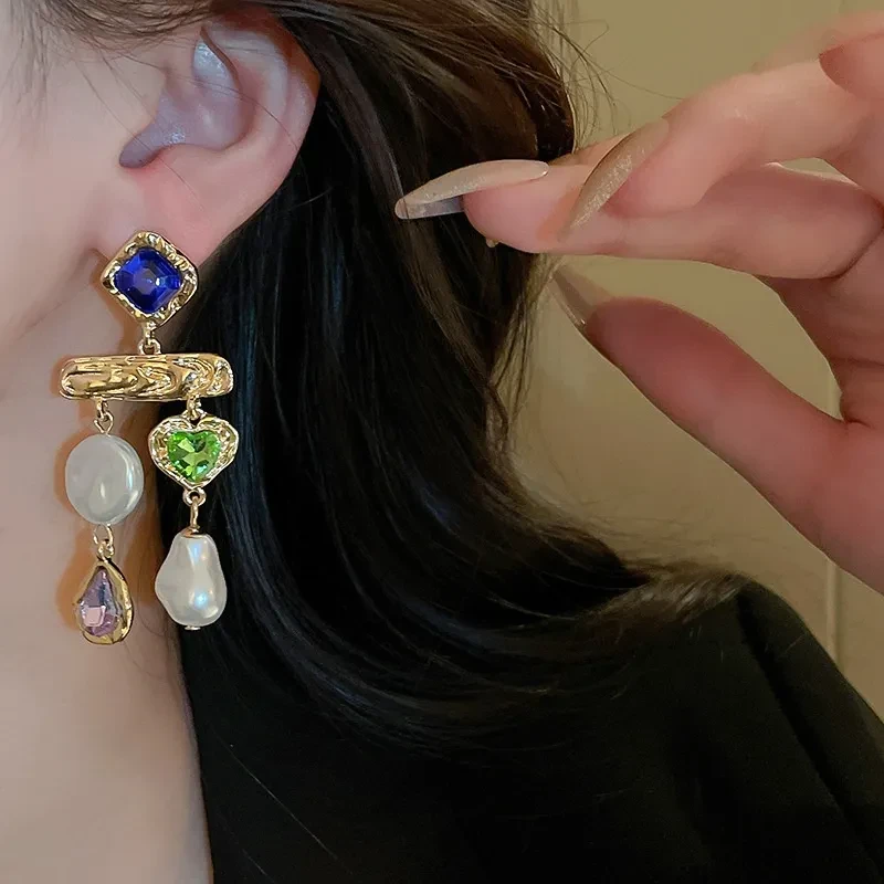 Vintage Court Style Diamond Pearl Tassel Silver Needle