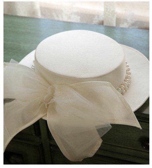 French Elegant Pearl Flat Top Hat Women