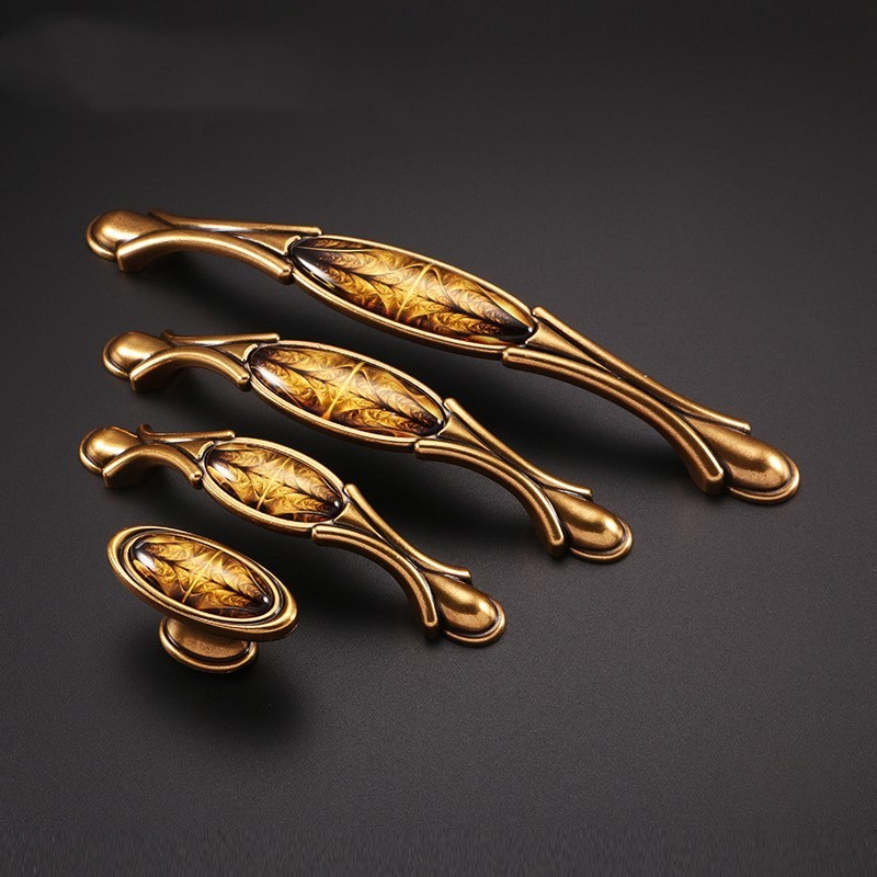 cabinet hardware pulls