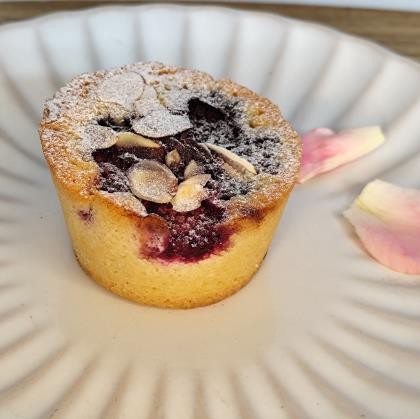 Friand Mixed Berry Low GlutenDairy Free