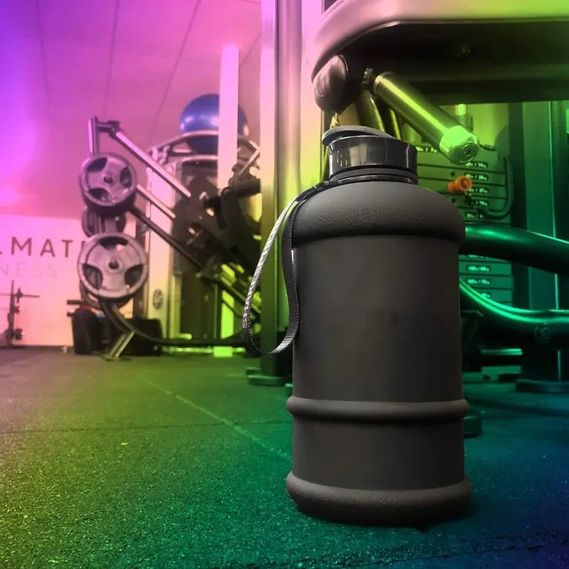 Large-capacity Portable Cycling Plastic Sports Bottle