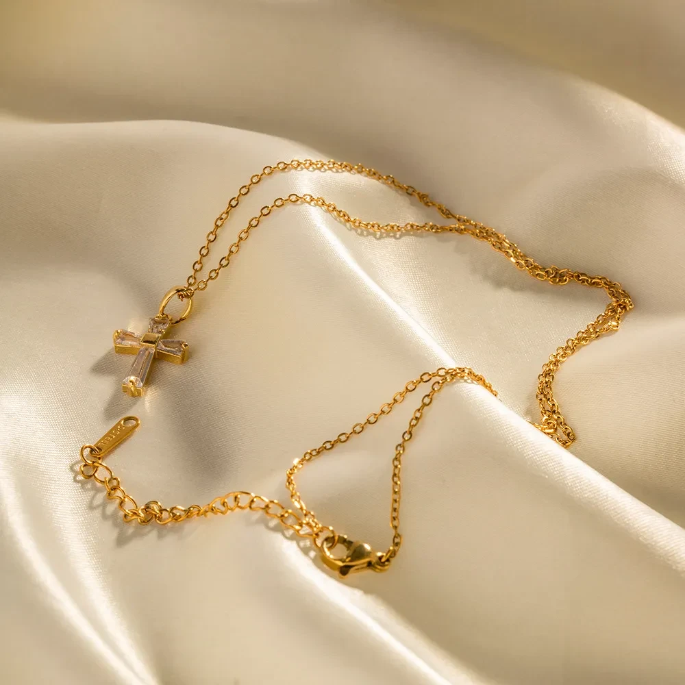 Zircon Square Geometric Pendant Necklace No