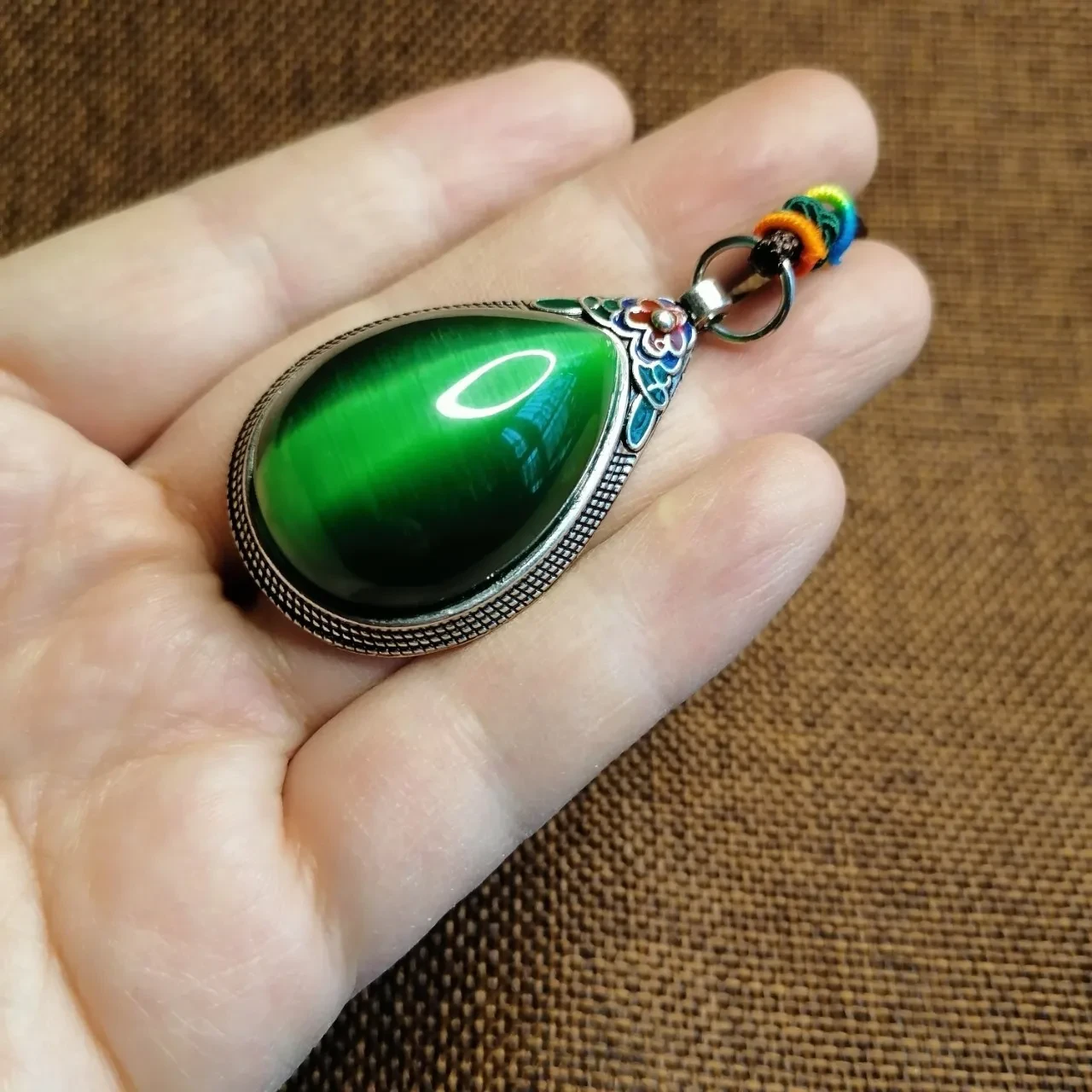 Emperor Green Drop Pendant Sweater Chain