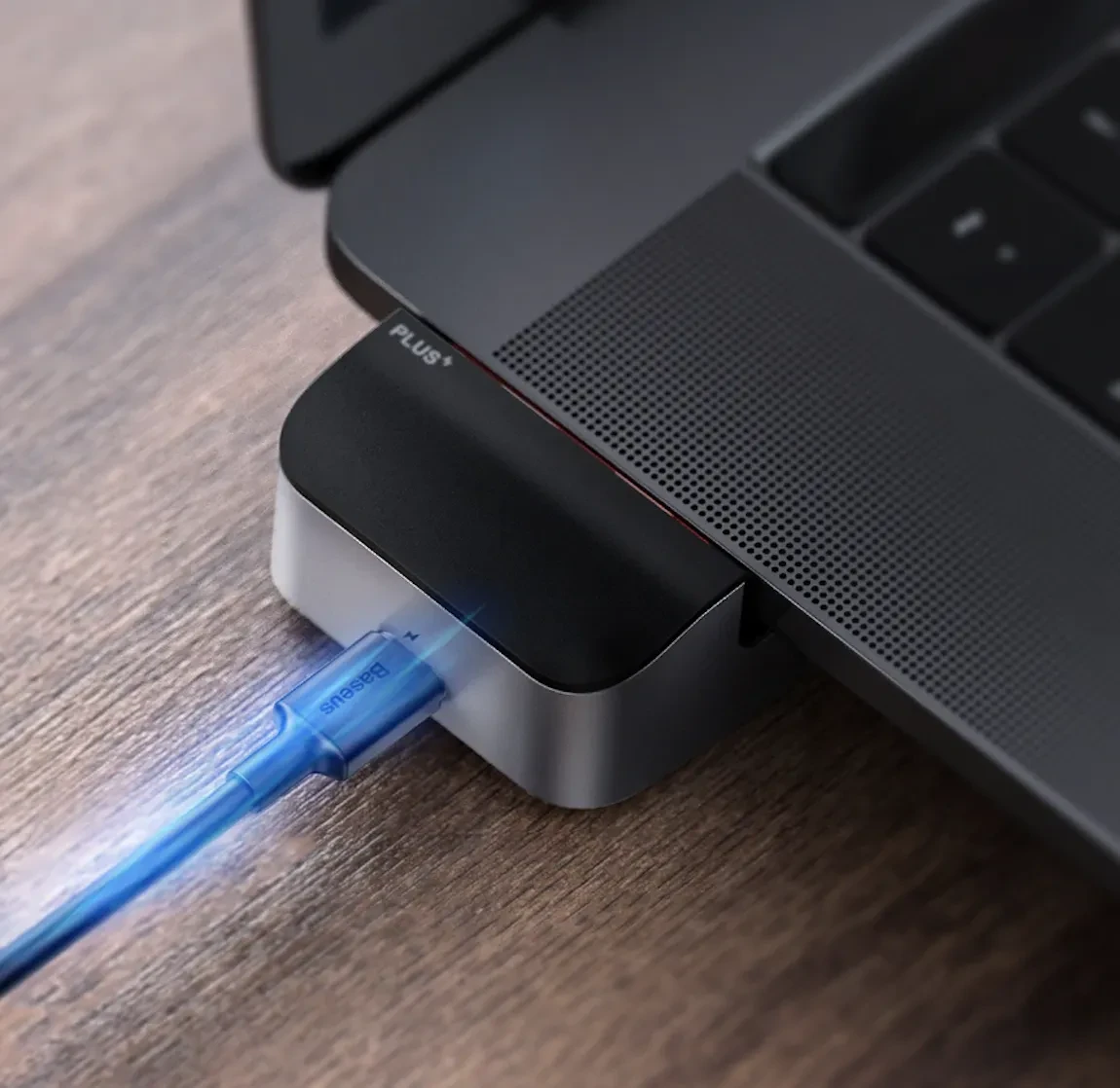 Mecha era bracket type multifunctional HUB hub