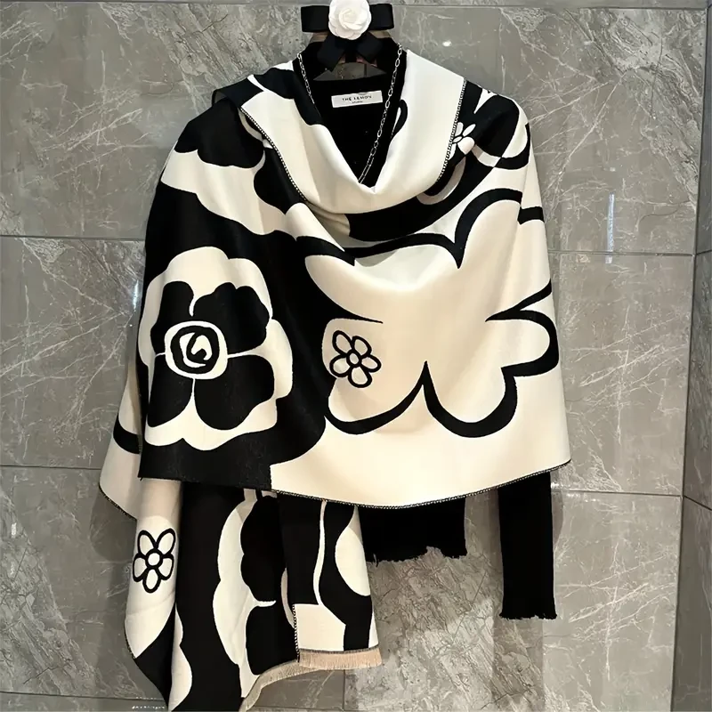black-beige high-end scarf