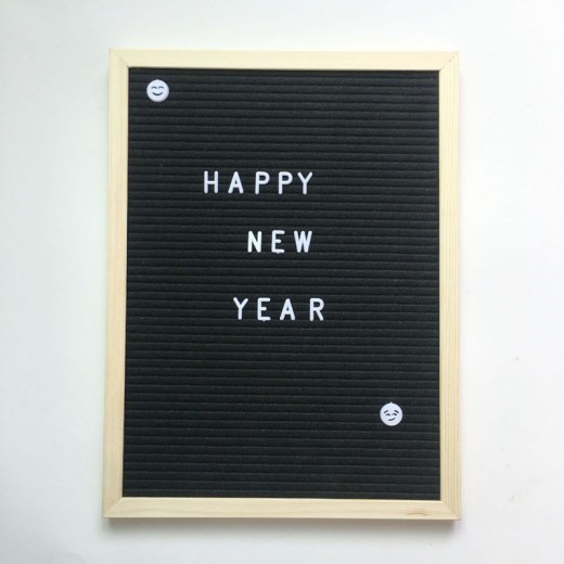 Felt letter message board