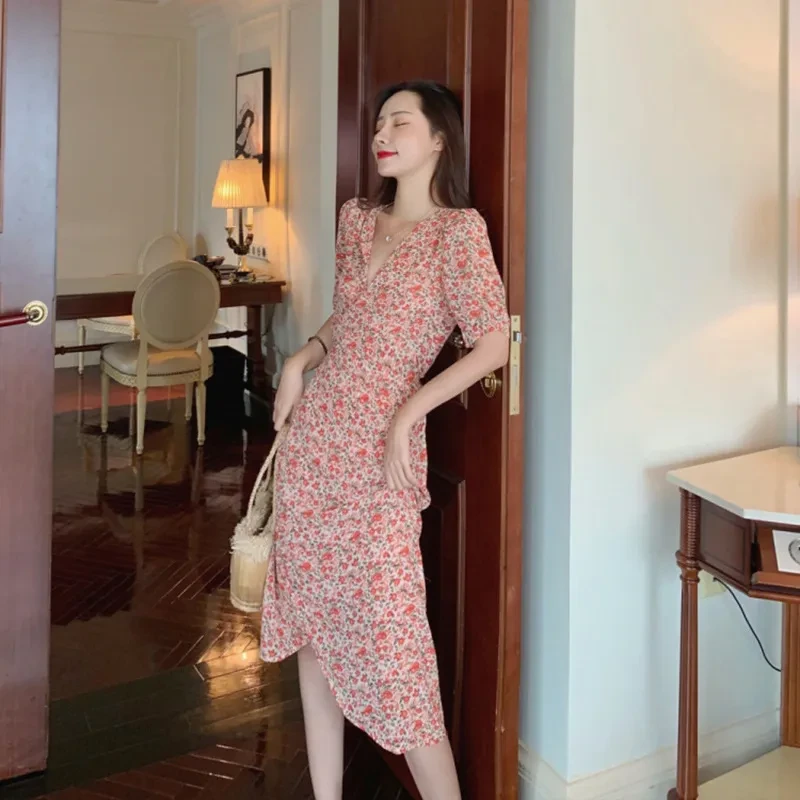 Fashionable dress with flowers