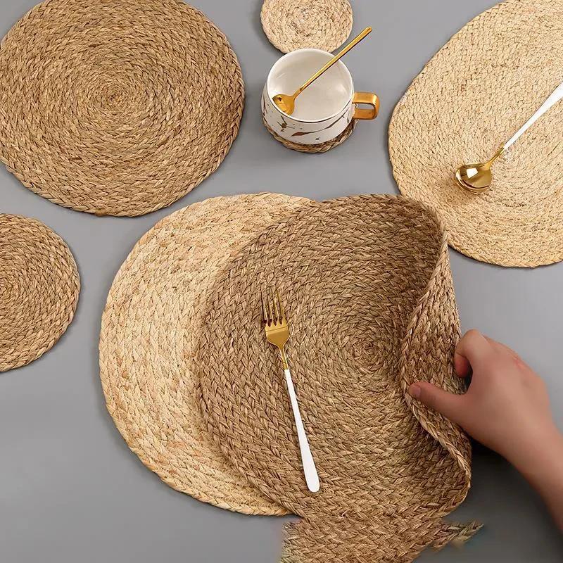 Japanese-Style Natural Aquatic Corn Husk Hand-Woven Placemats, Potholders, Round Western Food Coasters, Household Supplies