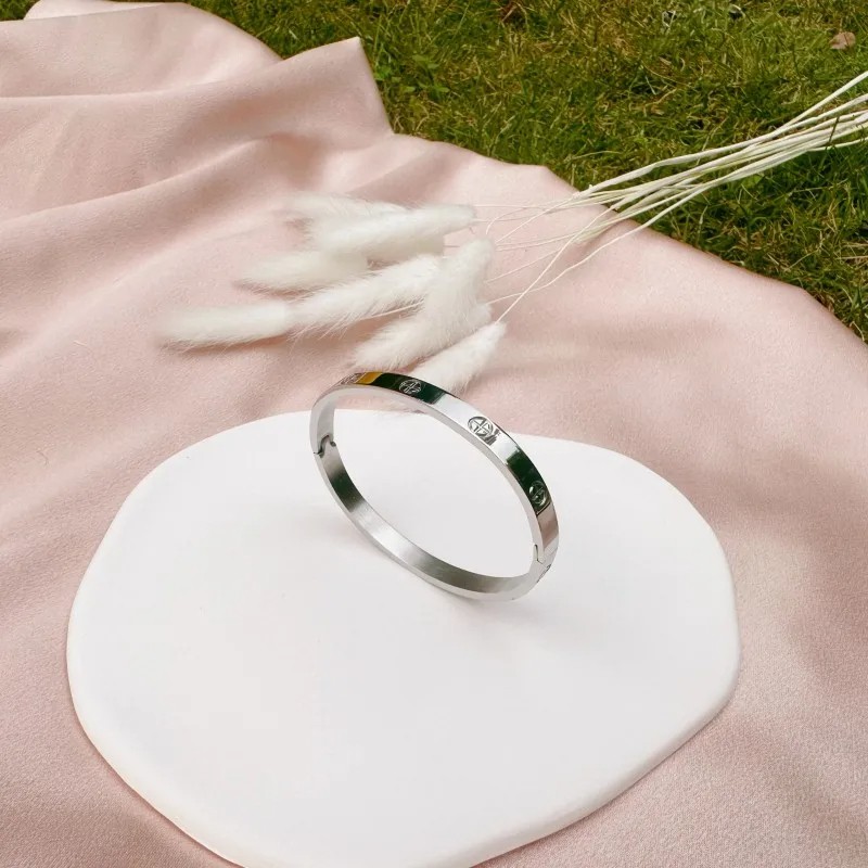 Stainless Steel Cross Design Bracelet for Women