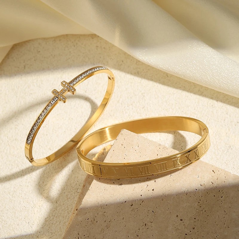 Classical Exquisite Roman Numeral Decorative Bracelets