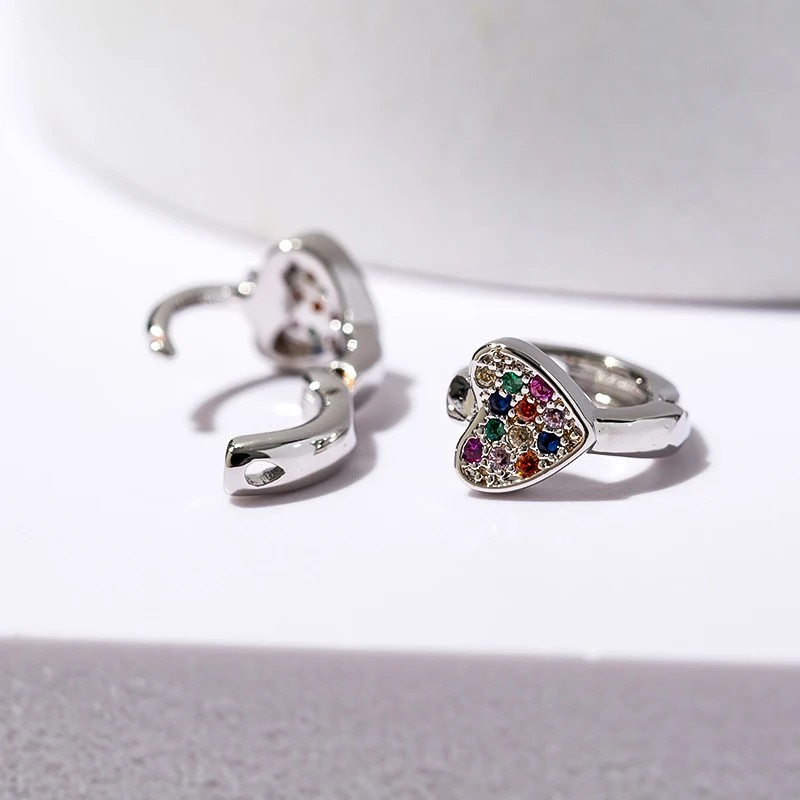 Tiny Heart-Shaped Cartilage Earrings