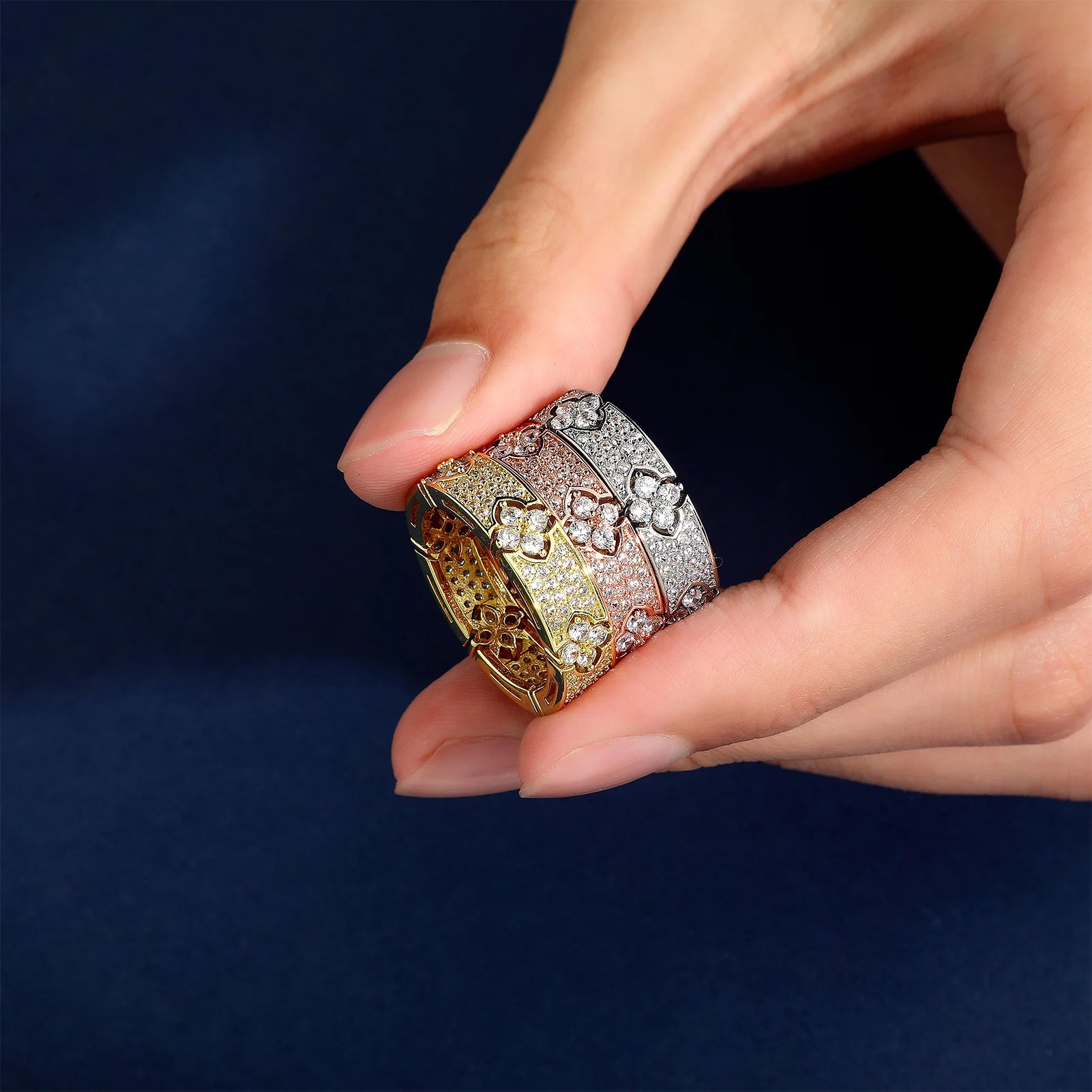 TOPGRILLZ 6MM Iced Out Four Leaf Flower Ring