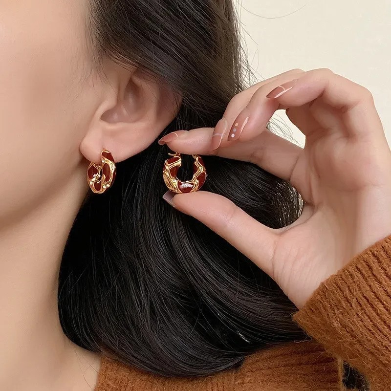 New Vintage Enamel Color Metal Texture Small Hoop Earrings for Women