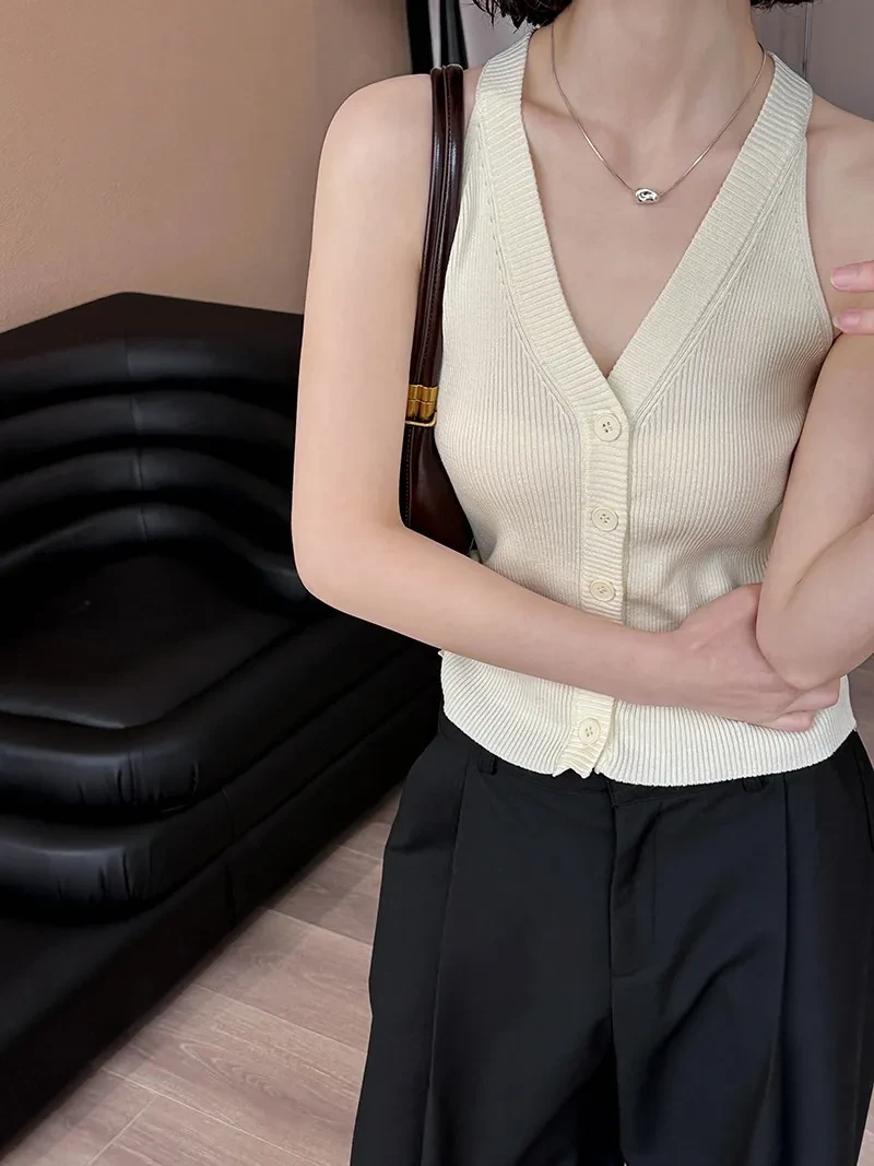 Korean Style Loose V-neck Sleeveless Knitwear